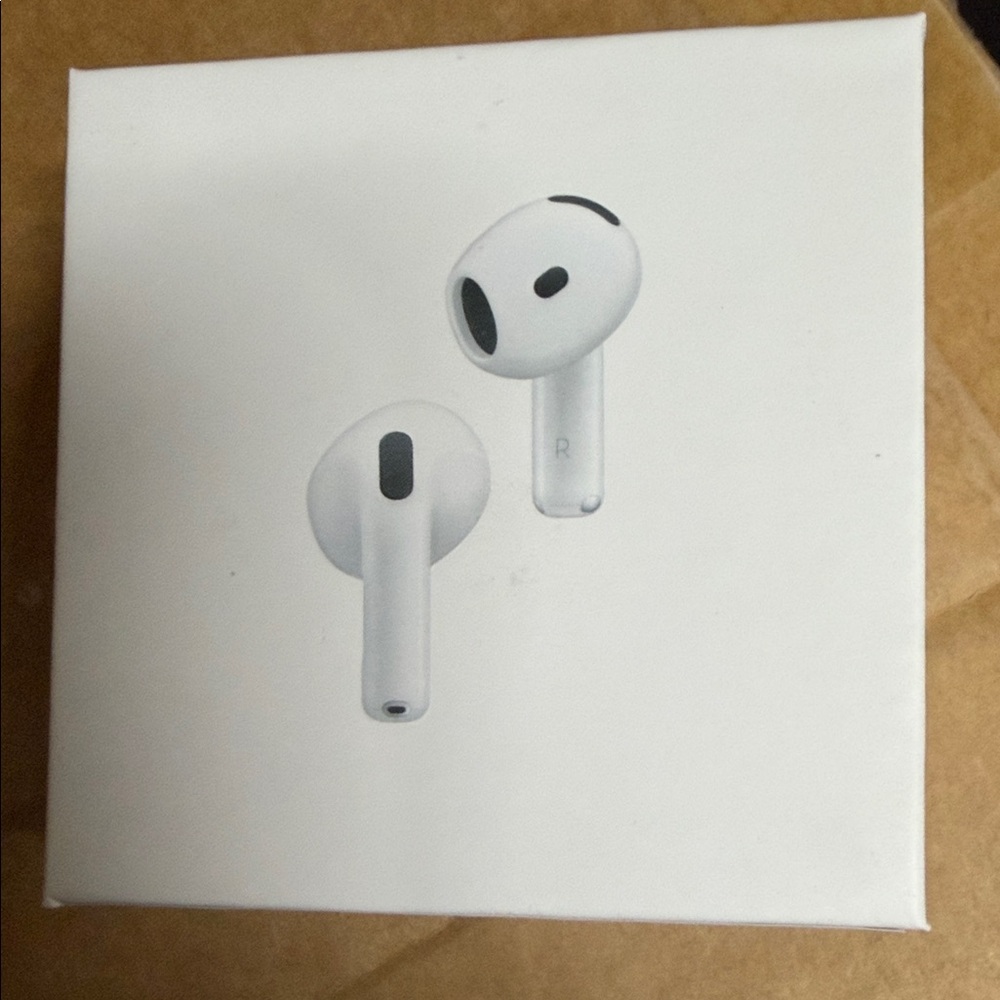 Wireless Earbuds in White